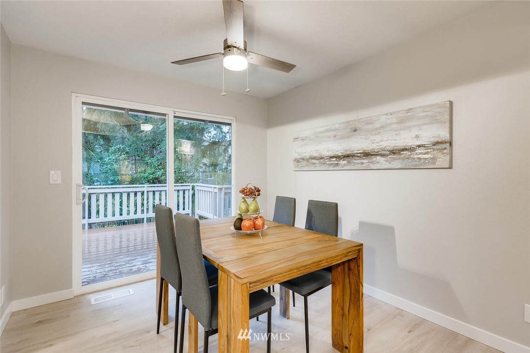 1004 Harvest Road Bothell, WA 98012 - Photo 6 of 22