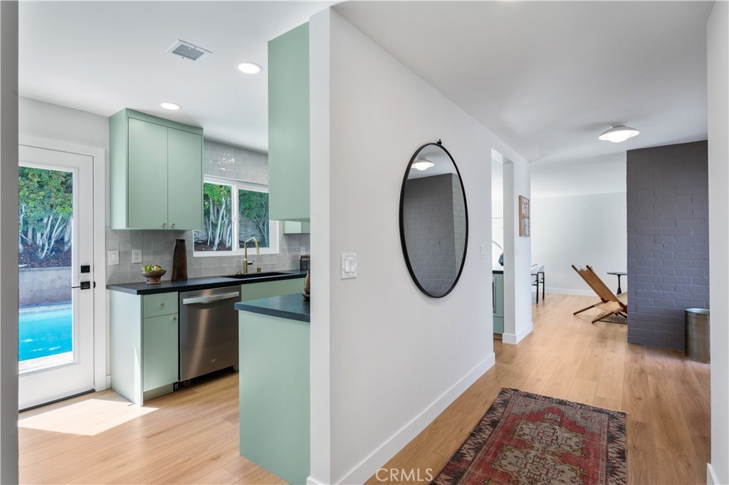 1719 Pescadores Avenue San Pedro, CA 90732 - Photo 18 of 43