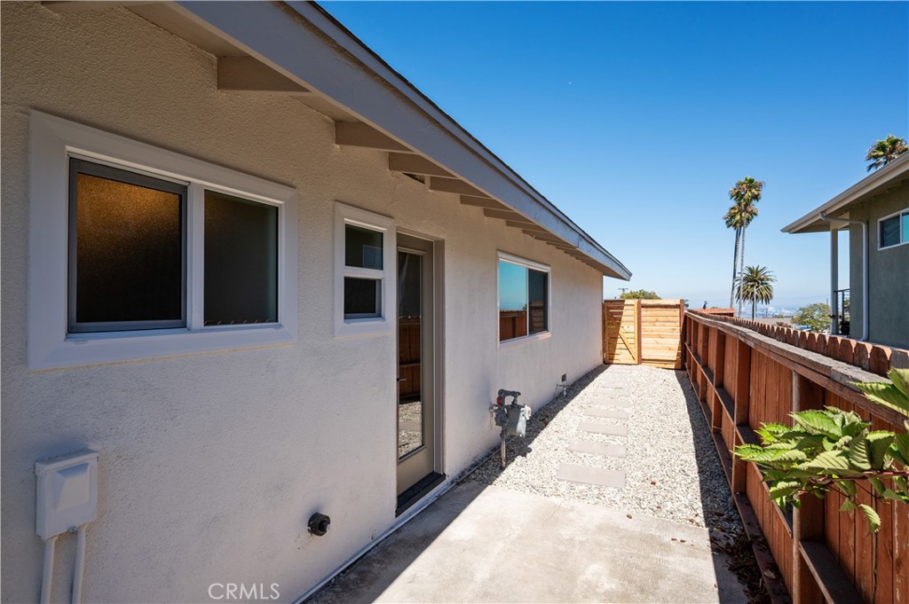 1719 Pescadores Avenue San Pedro, CA 90732 - Photo 37 of 43