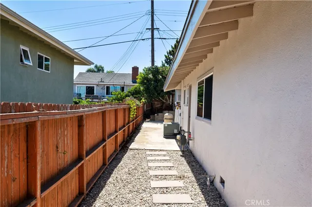 $1,399,000 | 1719 Pescadores Avenue, San Pedro, CA 90732