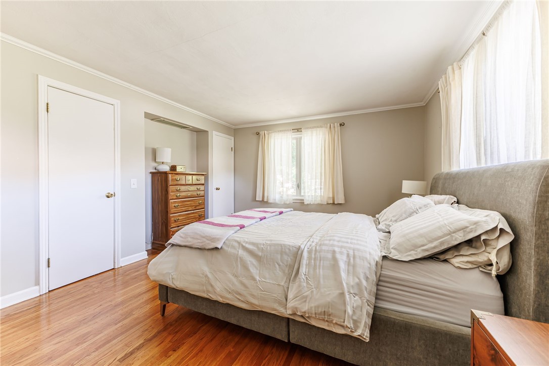 180 Overbrook Road Pittsford, NY 14618 - Photo 15 of 35