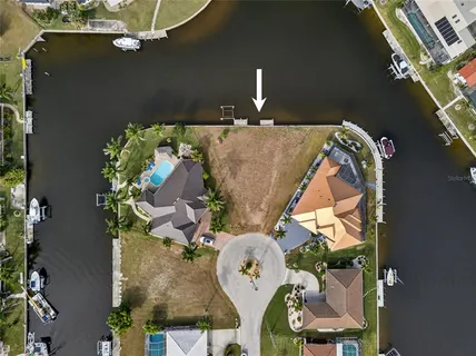 an aerial view of a house having outdoor space