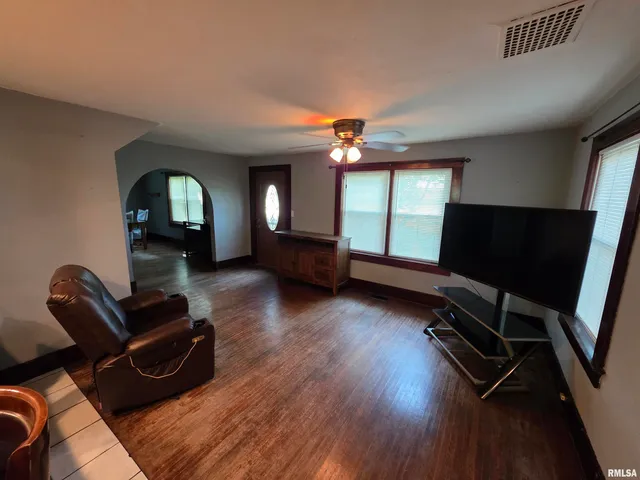 $338,000 | 2403 Virden Avenue, Virden, IL 62690