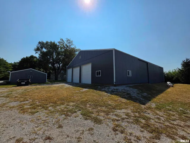 $338,000 | 2403 Virden Avenue, Virden, IL 62690