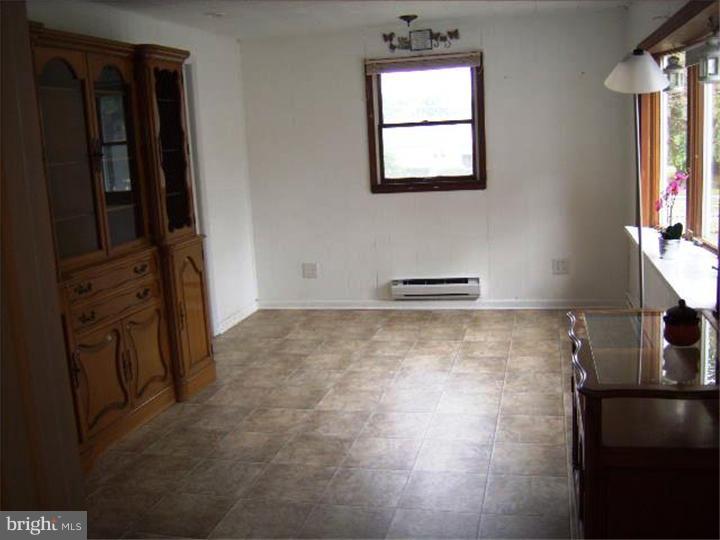 46 Schoolhouse Road Southampton, PA 18966 - Photo 18 of 25 In-law Suite