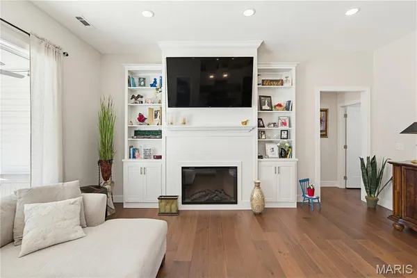 $359,000 | 194 Duranda Drive, Poplar Bluff, MO 63901