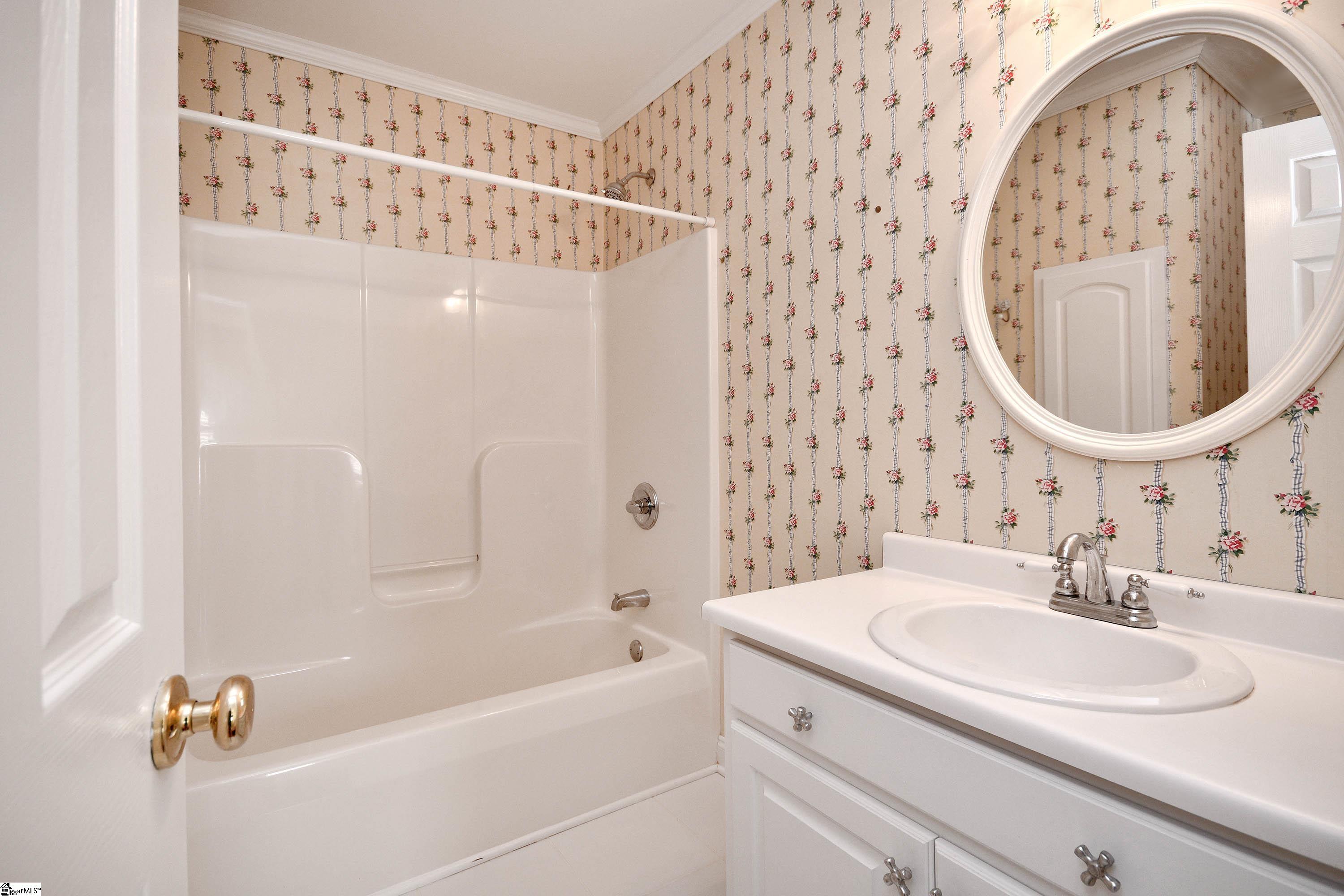 121 Commons Drive Easley, SC 29642 - Photo 35 of 50