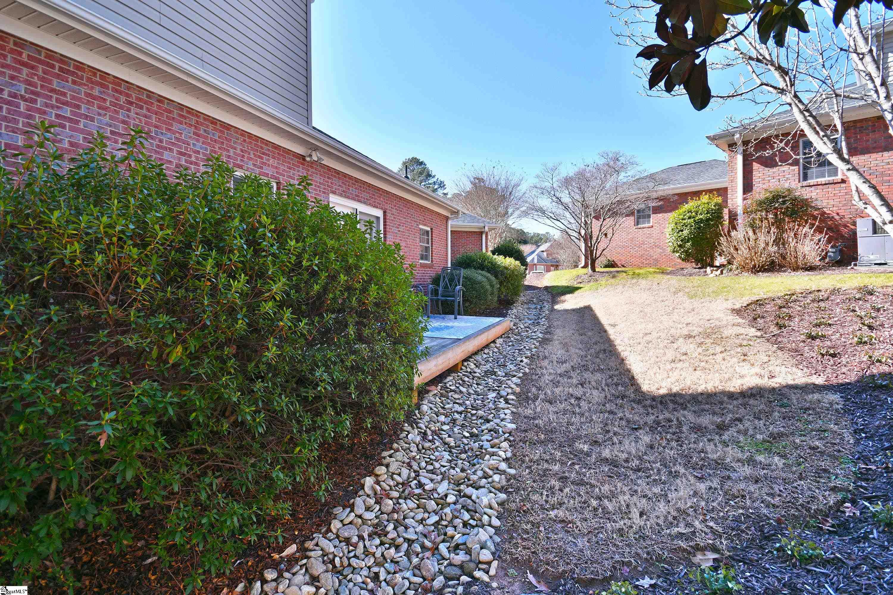 121 Commons Drive Easley, SC 29642 - Photo 47 of 50