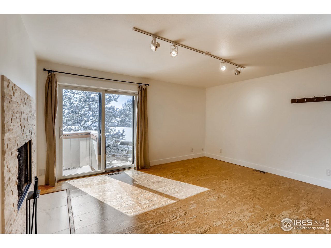 6505 Kalua Road, Unit 301B Boulder, CO 80301 - Photo 3 of 40 SW facing Deck off living room