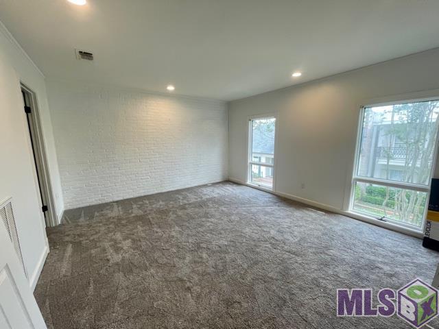 11 Jamestowne Court Baton Rouge, LA 70809 - Photo 28 of 40 Upstairs bedroom