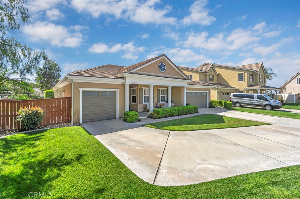 17089 Bluff Vista Court Riverside, CA 92503 - Photo 38 of 49