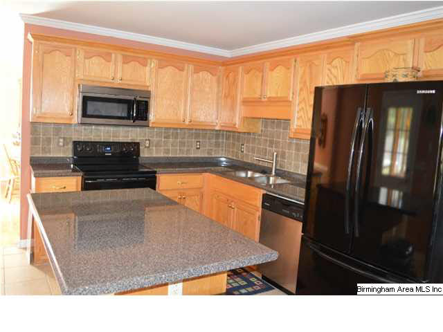 7549 Misty Lane Pinson, AL 35126 - Photo 3 of 32