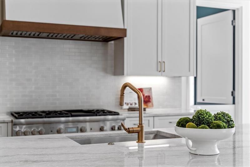 52 25th Street Northwest Atlanta, GA 30309 - Photo 32 of 87