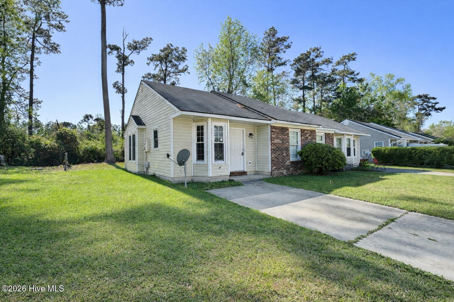 1941 Rolling Ridge Drive Midway Park, NC 28544 - Photo 1 of 14 Front of property