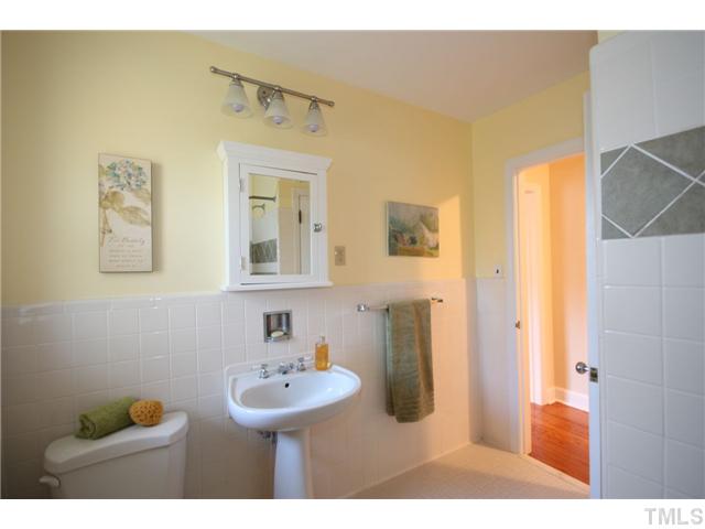 705 Brighton Road Durham, NC 27707 - Photo 6 of 24 This is the guest bathroom with full bathtub. Like the master bathroom, its has been tastefully renovated.