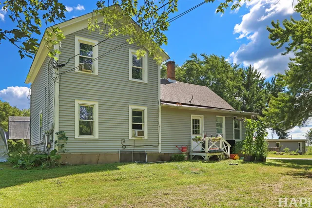 $299,900 | 1101 Deep Lake Road, Antioch, IL 60002