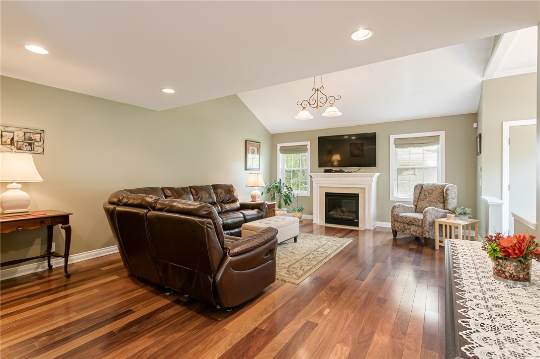 598 Marsh Road Pittsford, NY 14534 - Photo 5 of 41