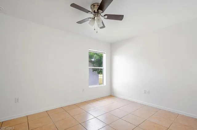 $525,000 | 4934-4932 Viceroy Court, Unit 12, Cape Coral, FL 33904