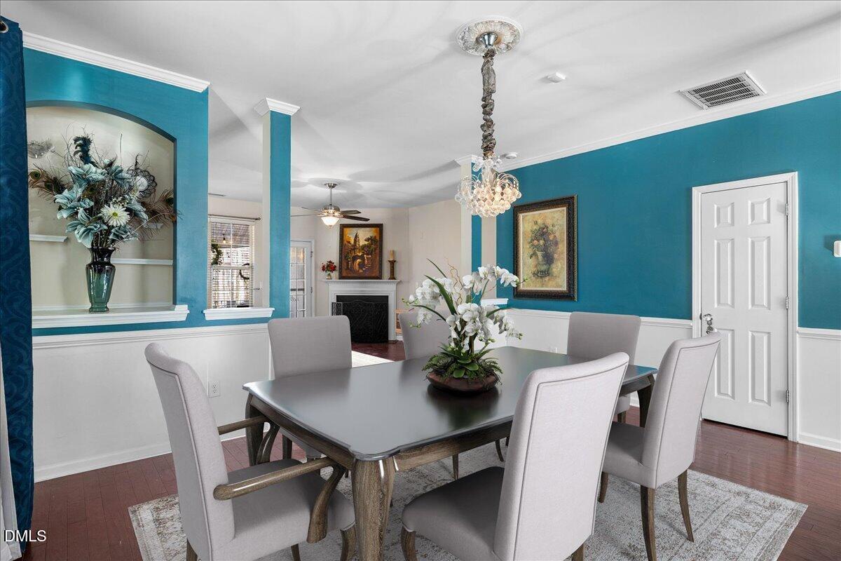 8557 Quarton Drive Raleigh, NC 27616 - Photo 6 of 20 VIRTUALLY STAGED - Dining