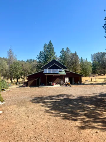 a view of outdoor space and garden
