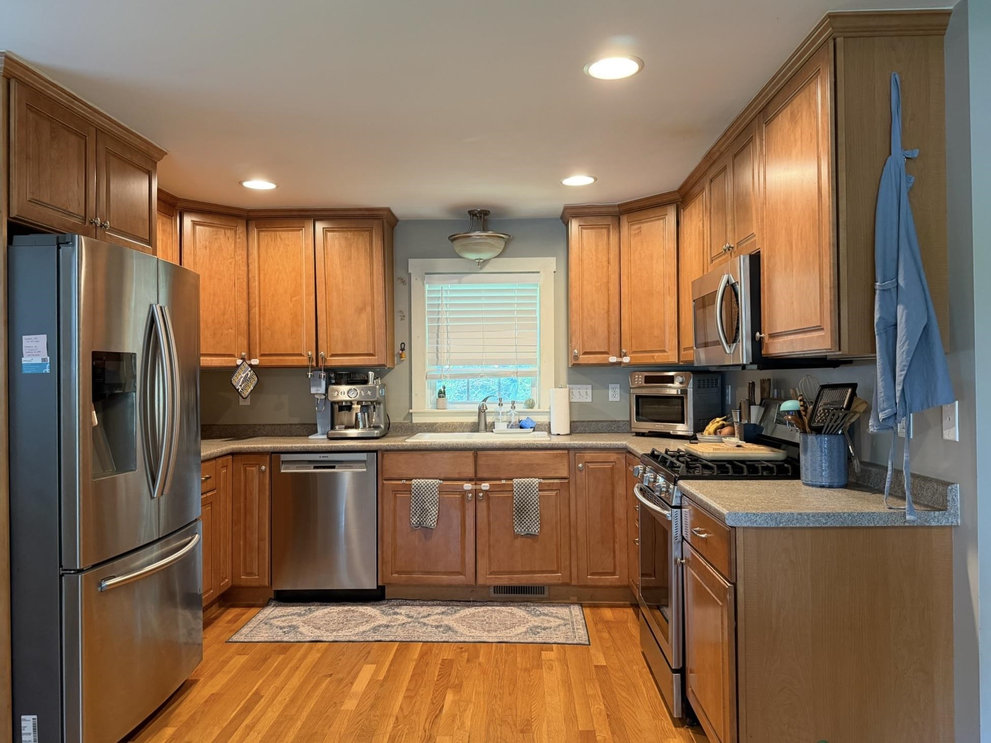 10 Ruth Lane Hampton, NH 03842 - Photo 5 of 14