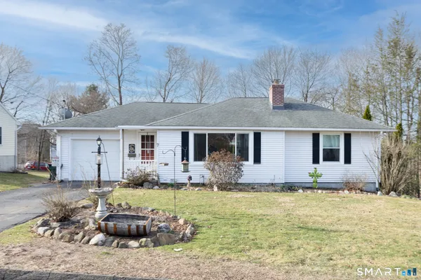 $299,900 | 7 Brookdale Road, Meriden, CT 06450