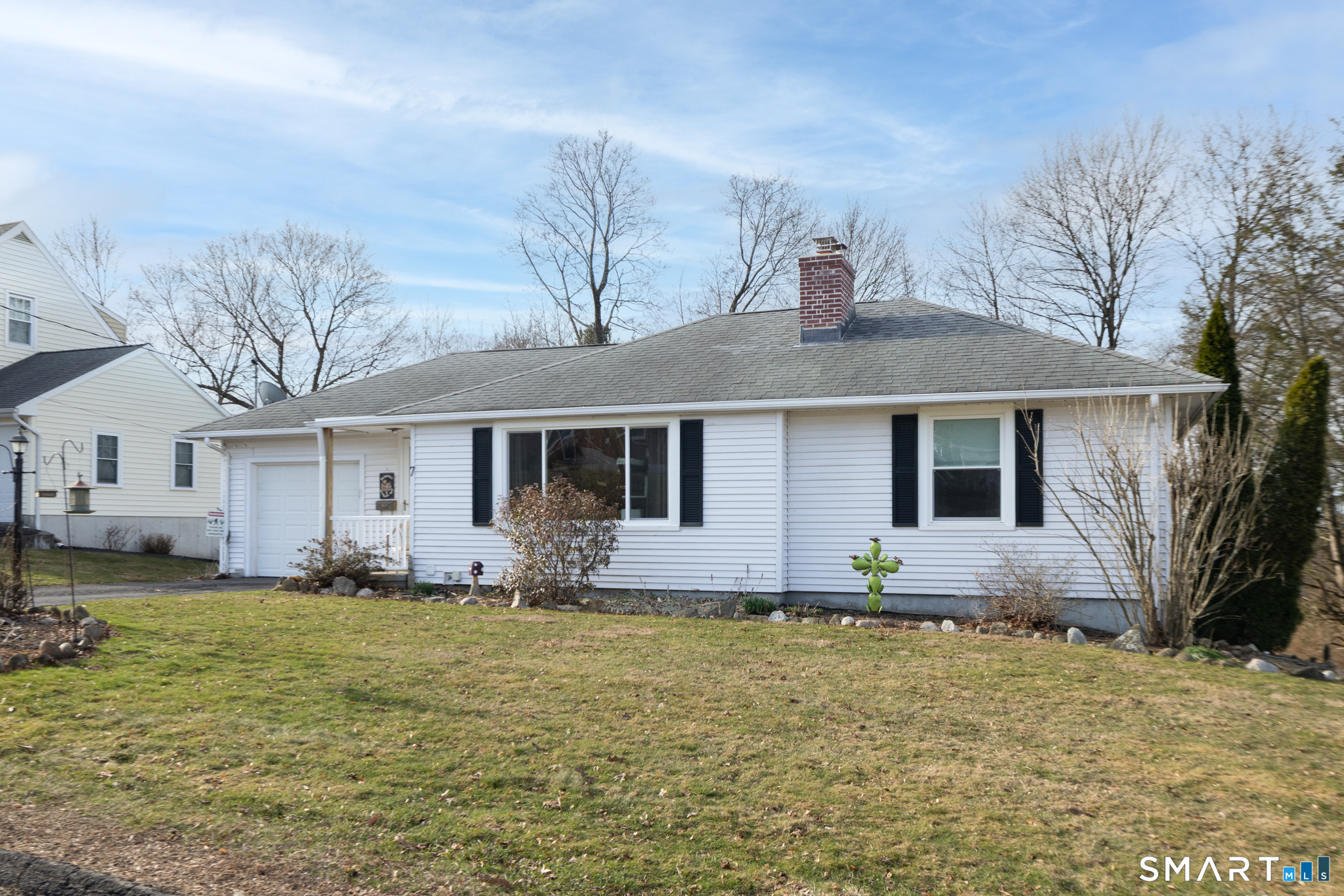 7 Brookdale Road Meriden, CT 06450 - Photo 2 of 27