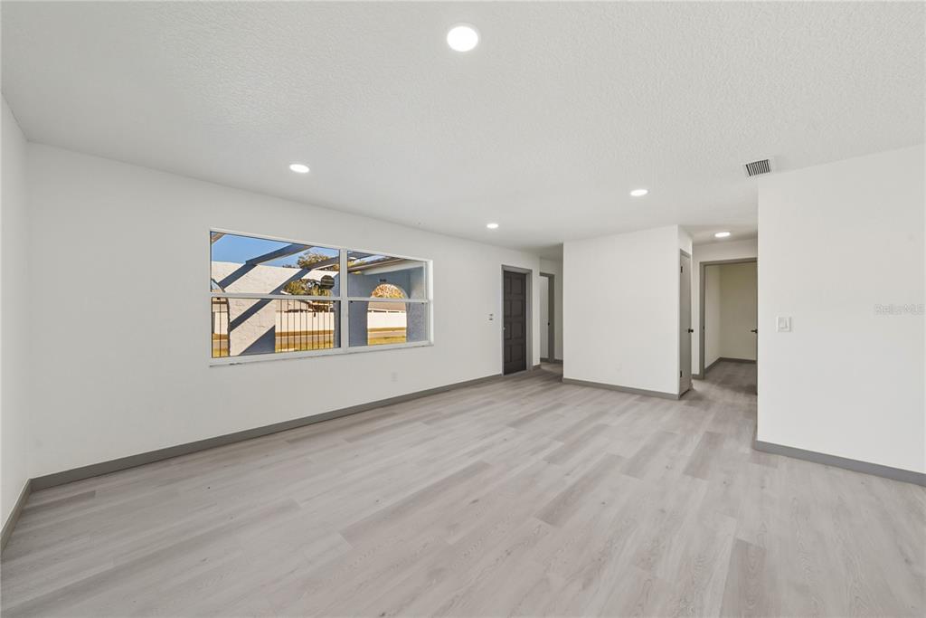 4612 Chateau Road Orlando, FL 32808 - Photo 15 of 25