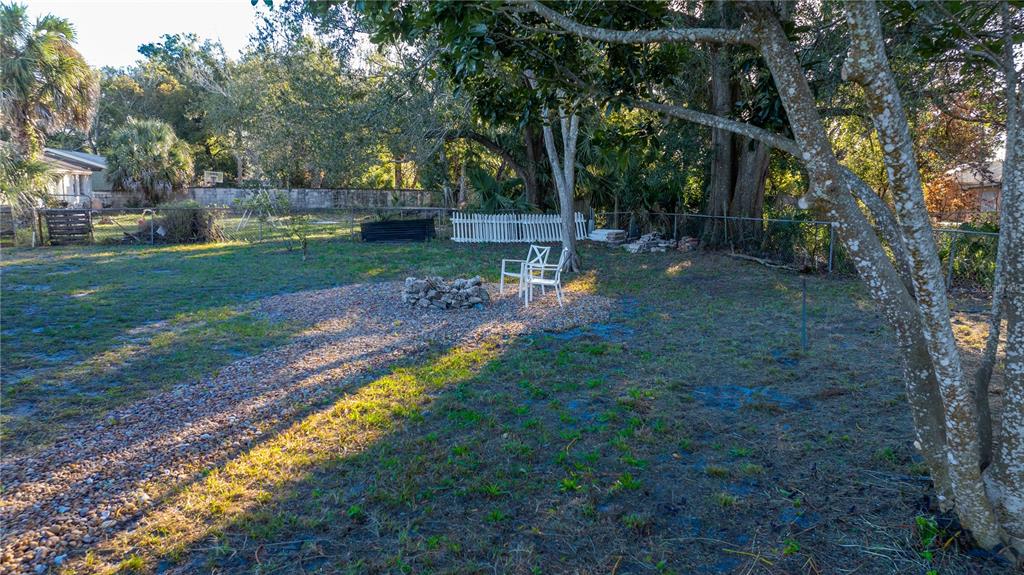 4612 Chateau Road Orlando, FL 32808 - Photo 23 of 25