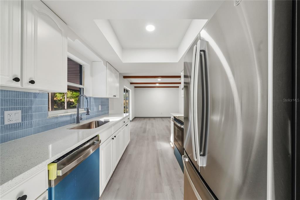 4612 Chateau Road Orlando, FL 32808 - Photo 3 of 25