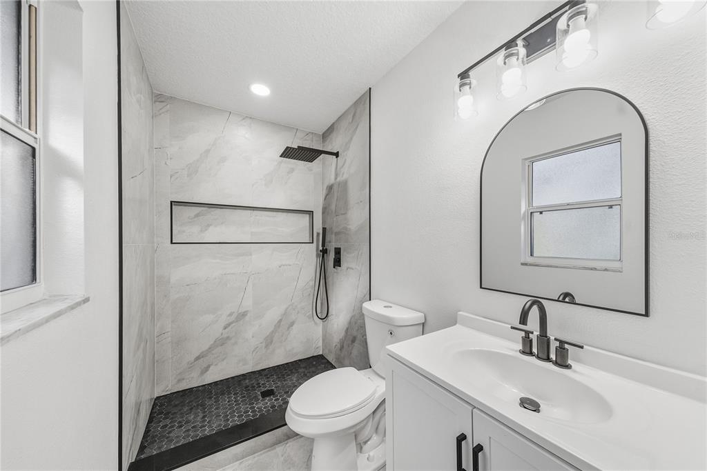 4612 Chateau Road Orlando, FL 32808 - Photo 6 of 25