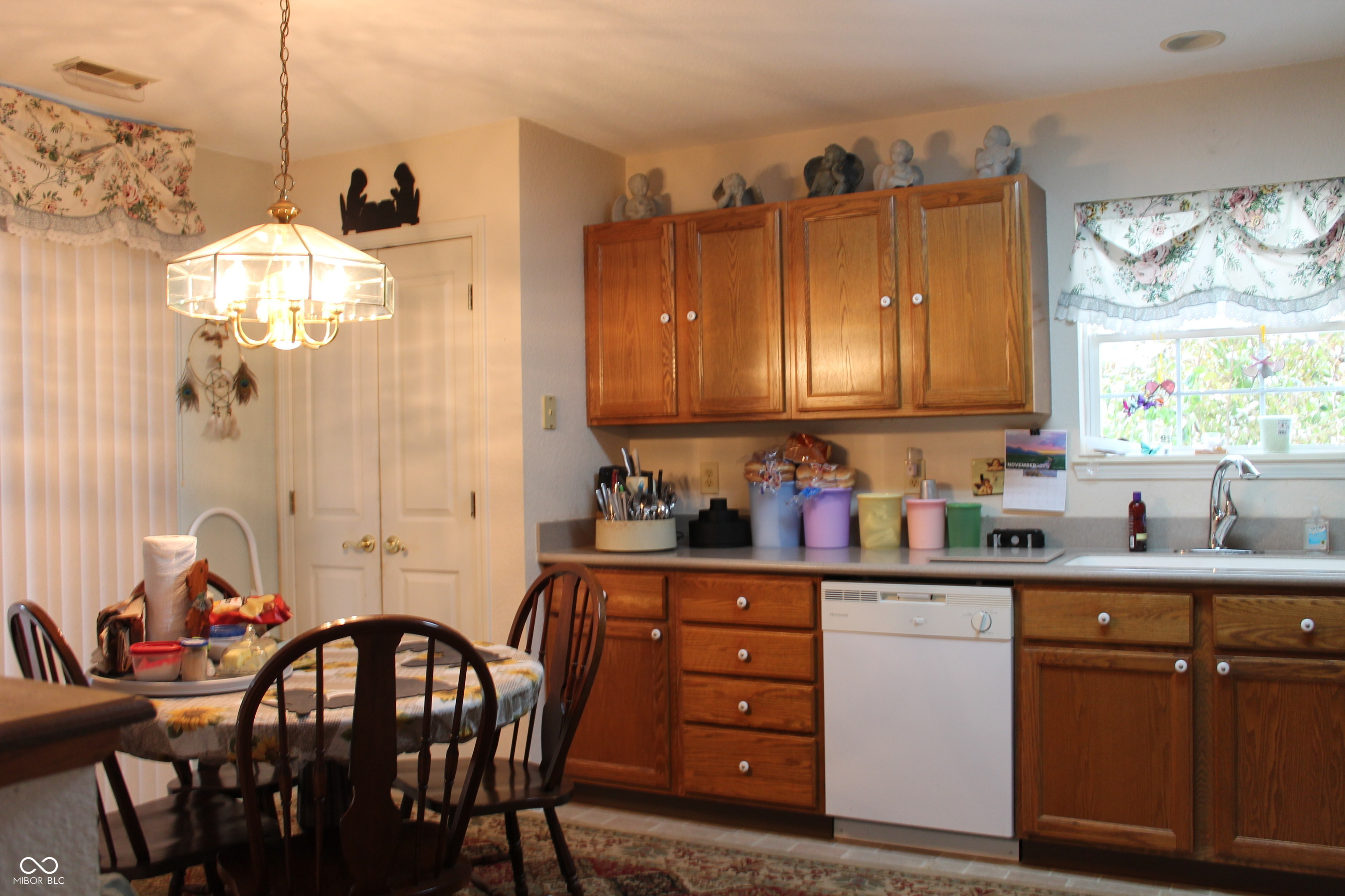 327 Brooks Bend Brownsburg, IN 46112 - Photo 8 of 20