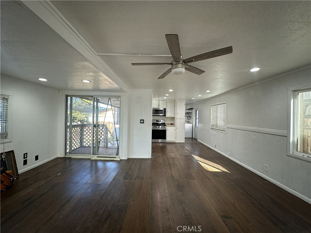 12149 Indiana Avenue, Unit 95 Riverside, CA 92503 - Photo 3 of 21