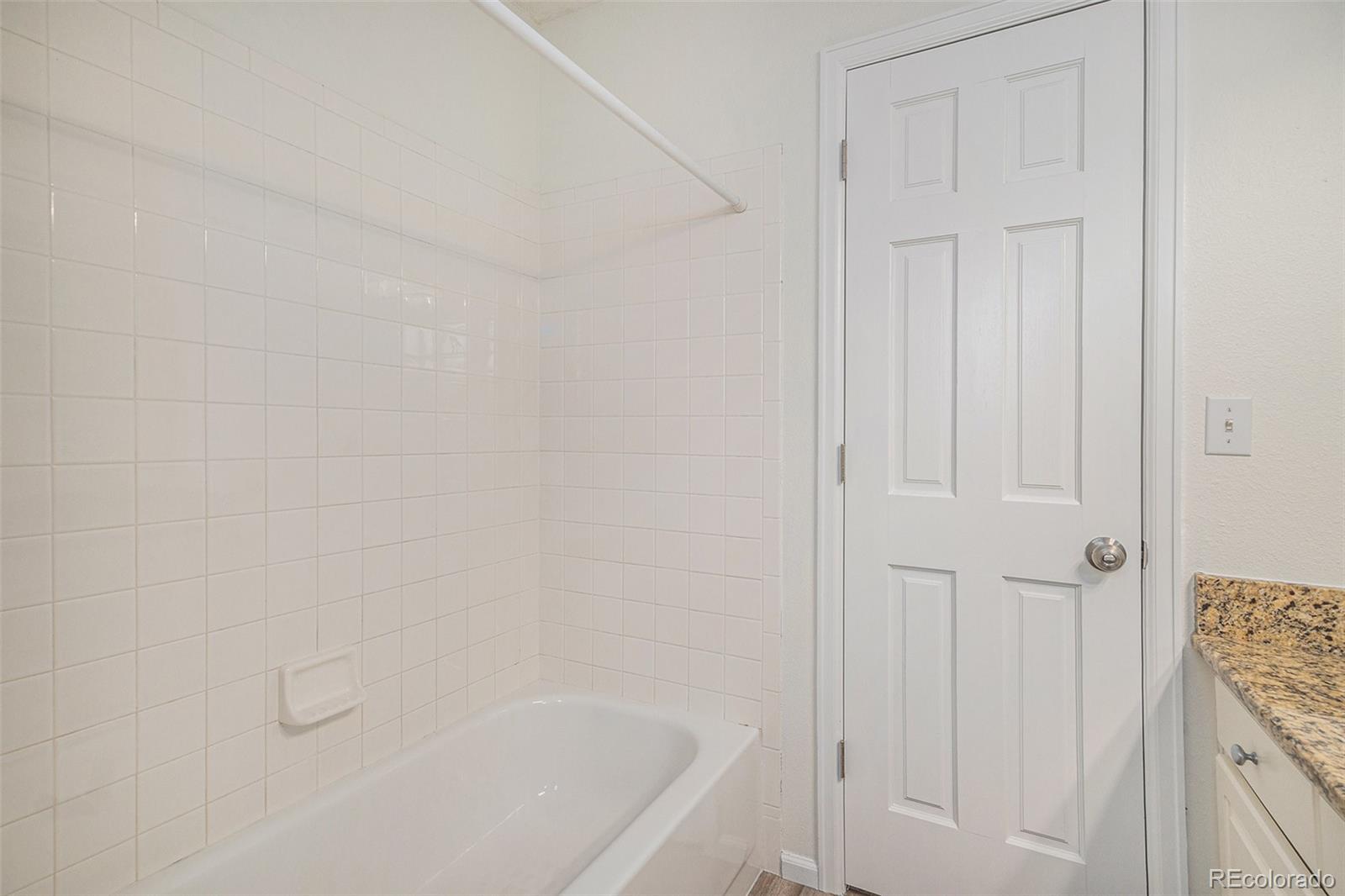 9921 South Spring Hill Place Highlands Ranch, CO 80129 - Photo 31 of 44