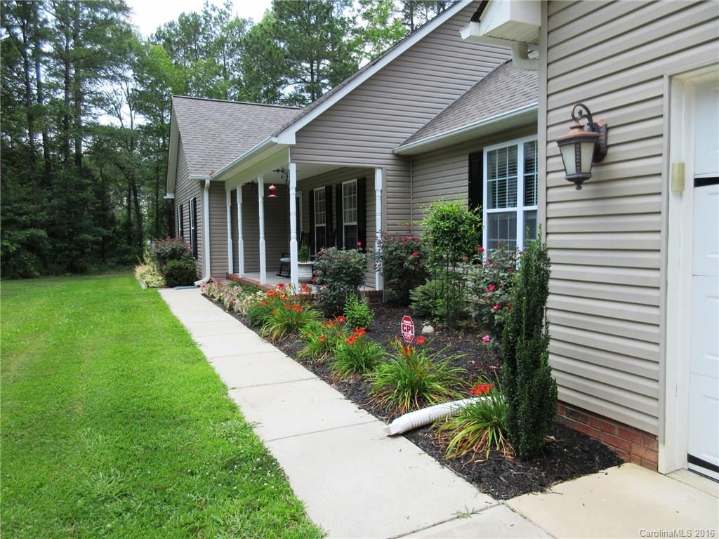 632 Hall Spencer Road Catawba, SC 29704 - Photo 2 of 17 a view of a house with garden