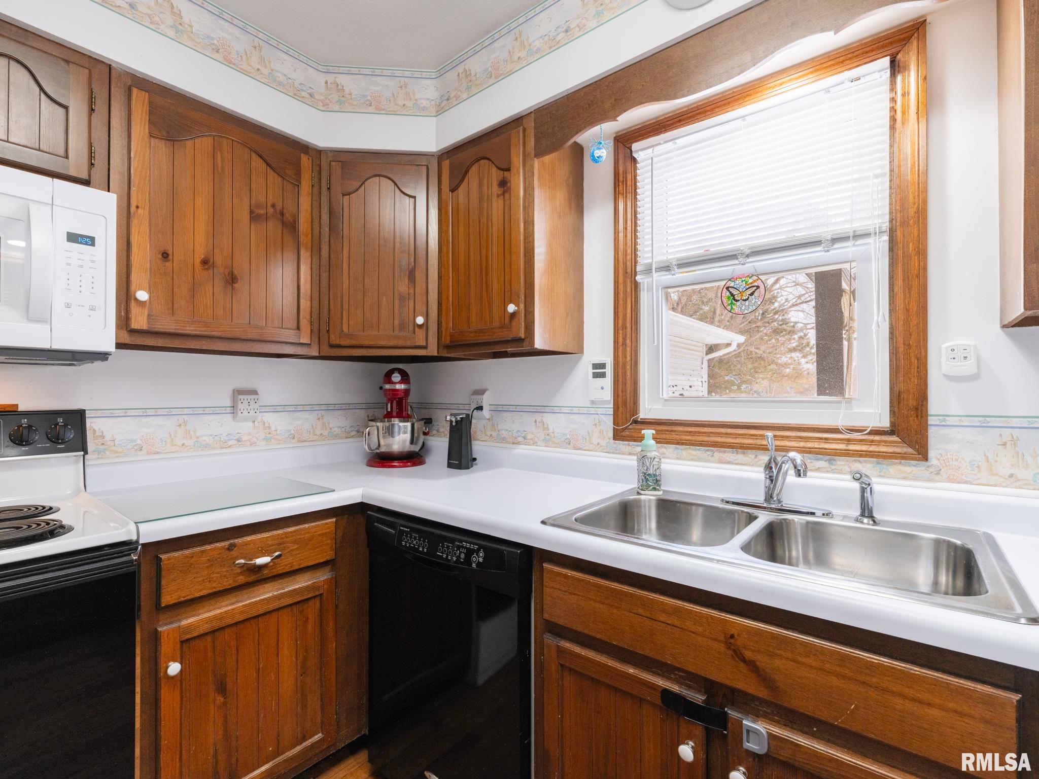 133 East Miller Road Edelstein, IL 61526 - Photo 18 of 48