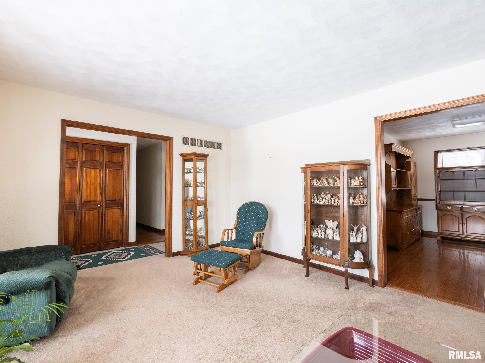 133 East Miller Road Edelstein, IL 61526 - Photo 8 of 48