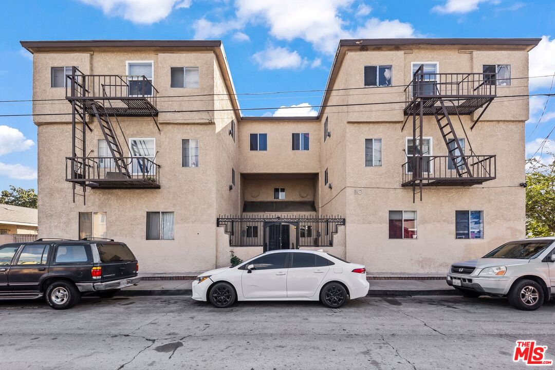 110 East Cedar Street Compton, CA 90220 - Photo 1 of 19