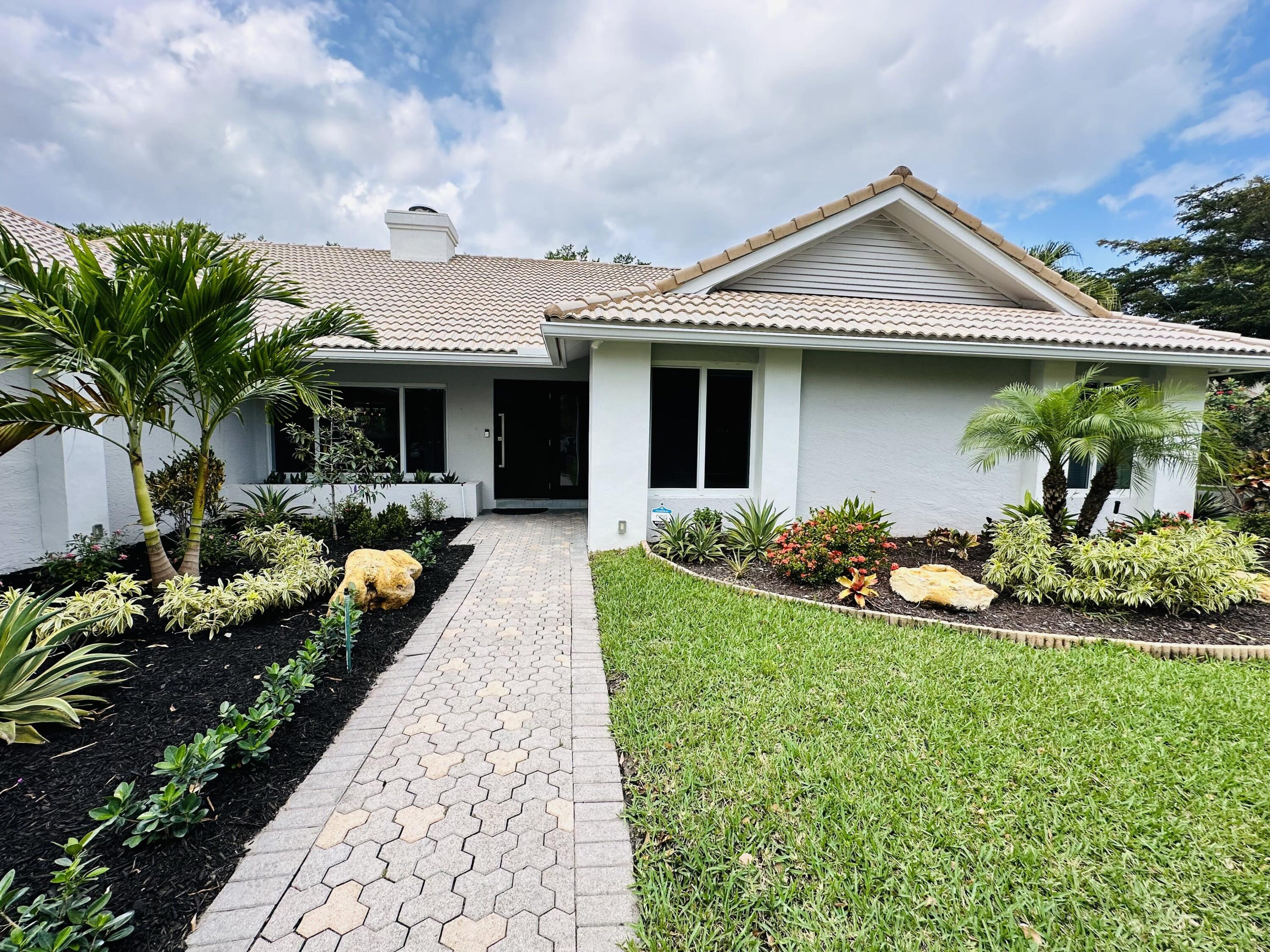 2215 Southwest 12th Place Boca Raton, FL 33486 - Photo 3 of 35 Image 03