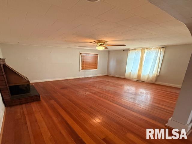 211 High Street Sibley, IL 61773 - Photo 5 of 10