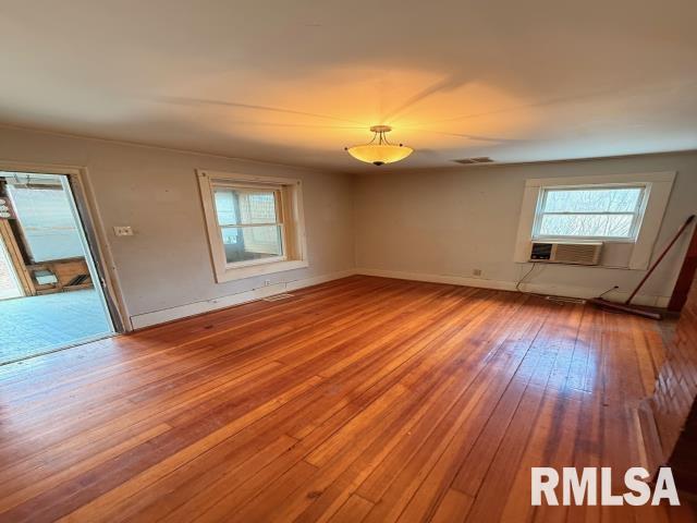 211 High Street Sibley, IL 61773 - Photo 8 of 10
