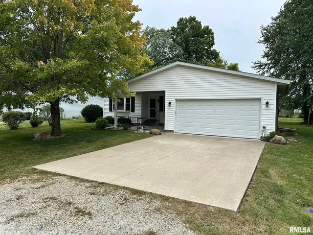 $132,500 | 13 Melrose Lane, Lewistown, IL 61542