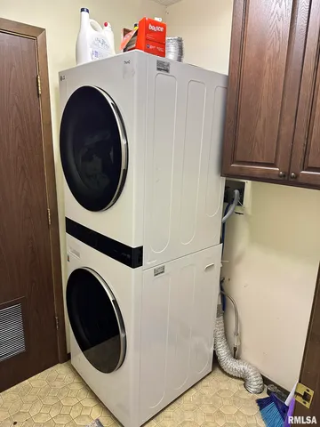 $132,500 | 13 Melrose Lane, Lewistown, IL 61542