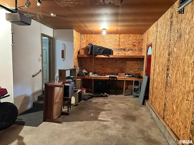 $132,500 | 13 Melrose Lane, Lewistown, IL 61542