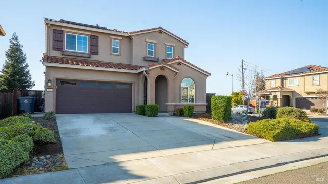 $710,000 | 626 Sitka Drive, Vacaville, CA 95687