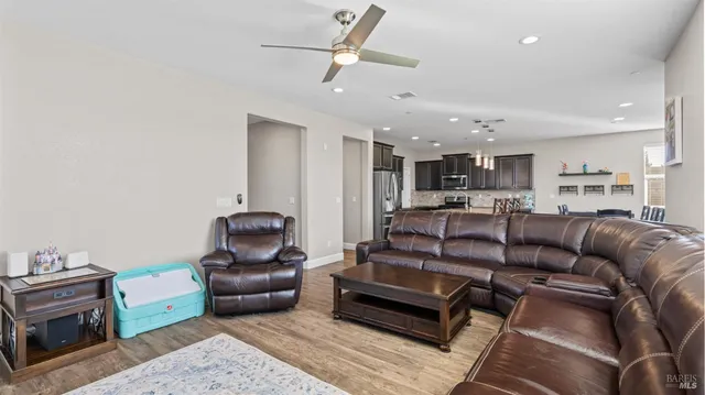 $710,000 | 626 Sitka Drive, Vacaville, CA 95687