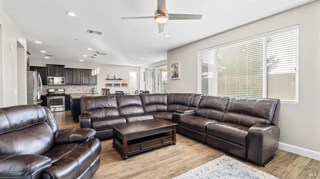 $710,000 | 626 Sitka Drive, Vacaville, CA 95687