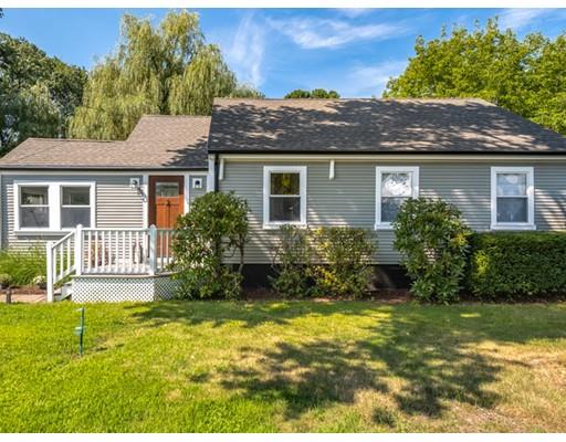 2 Maple Street Reading, MA 01867 - Photo 1 of 30 Gallery Image 1
