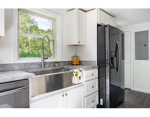 2 Maple Street Reading, MA 01867 - Photo 10 of 30 Gallery Image 10
