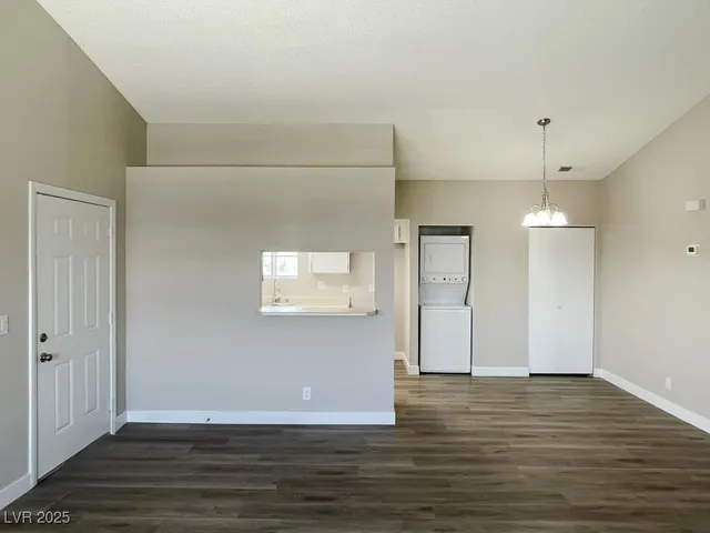 $149,900 | 5385 Shake Court, Unit 203, Las Vegas, NV 89122
